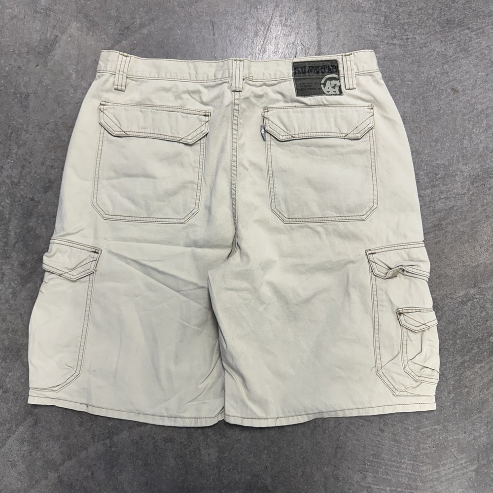 Vintage Y2K Levi's Silvertab Cargo Shorts Beige Cream Baggy Skater VTG 38'